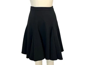 Minifalda roja Valentino negra mezcla de lana con plisado suave - talla 6 excelente - Imagen 1 de 6