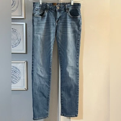 Kut from the Kloth Women’s Light Blue Jeans Size 6 - Image 1 of 4