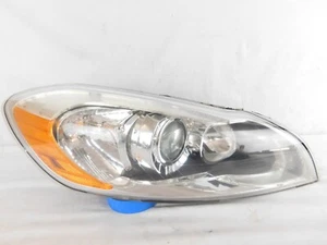 2011-2013 Volvo C70 Convertible Passenger Right Halogen Headlight Genuine OEM - Picture 1 of 17