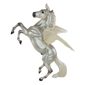 Breyer Mythical Pegasus Treasure Hunt Prize Model #1304 - Picture 1 of 14