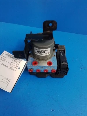 Conjunto de actuador y bomba de pieza de freno antibloqueo Kia Sorento 2012 VIN 6 se adapta a 13 S Foto 1 de 4