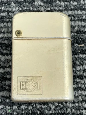 🔥 Vintage • Storm Master Gold Tone Flip-Top Lighter • For Parts & Repair - Image 1 of 4
