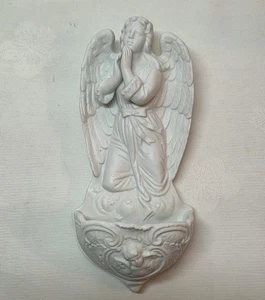 11L2 JOLI BENITIER EN BISCUIT BLANC RELIGION XIXe ANGE ANGELOT - Foto 1 di 10