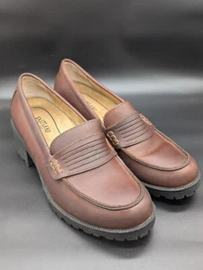 Eastland Newbury Loafers Sz 9 Brown Leather Slip On Heels Shoes 3934-02 - Picture 1 of 9