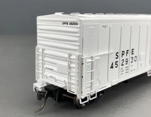 HO InterMountain R-70-15 Mechanical Reefer SPFE White #452930 34703-10 - Picture 1 of 12