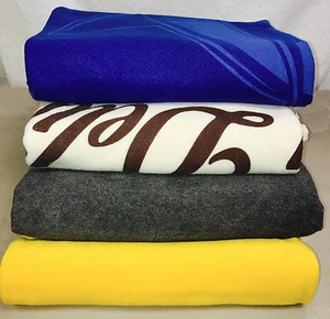 Menge 4-zufällige Farben bedruckt Fleece Decke Überwurf Größe 50"x60" - Bild 1 von 1