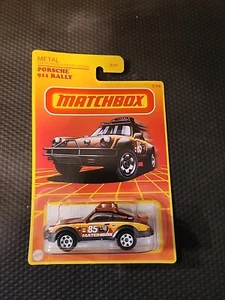 1985 PORSCHE 911 RALLY #7/12 Brown 2020 Matchbox RETRO TARGET Exclusive - Picture 1 of 2