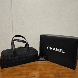 Borsa a mano originale Chanel nuova linea viaggio nylon x pelle nera con borsa - Foto 1 di 11