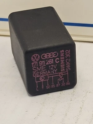 ORIGINAL VW 171911126A CONTROL UNIT GLOW PLUG  VW GOLF GTD AUDI 80/100 VW T3 NOS - Immagine 1 di 4