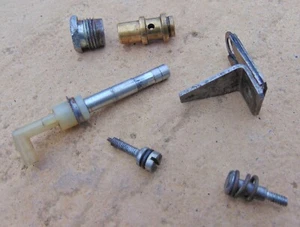 Classic SU Carburettor HIF6 Screw Bi Metal Jet Holder Rover 3500 SD1 circa 1977 - Picture 1 of 2