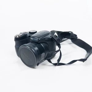 Fujifilm Digital Bridge Camera FinePix S2950 Black 14MP 18X Optical Zoom No Card - Picture 1 of 17