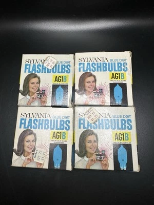 Sylvania Flashbulbs Punto Azul AG1B De Colección Nuevo de Lote Antiguo 4 Cajas 48 Flashes Foto 1 de 2