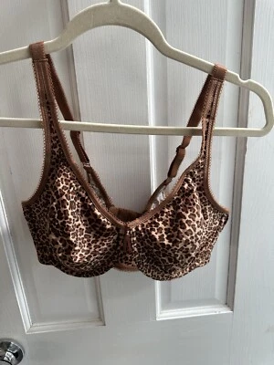 Sujetador Wacoal 855292 Basic Beauty 855192 figura completa sin costuras UW talla 36DFR/SHP Foto 1 de 3