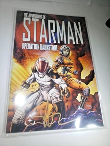 The Adventures of Starman Operation Darkstone Ronald Acosta SIGNIERT NEU - Bild 1 von 12