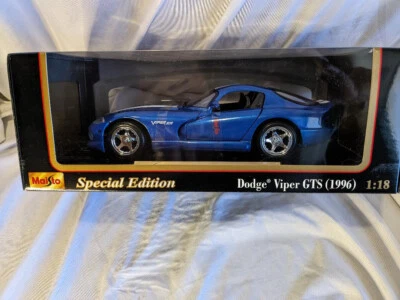 maisto 1:18 diecast,1996 Dodge Viper GTS,Blue - Image 1 of 4