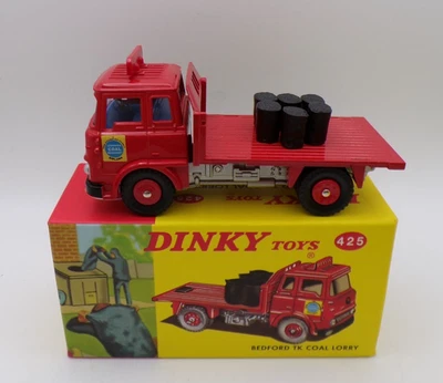 CAMIÓN DE CARBÓN DINKY TOYS/ATLAS 425 BEDFORD TL ROJO COMO NUEVO EN CAJA HECHO EN CHINA Foto 1 de 4