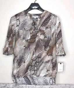 Camisa Dana Buchman Para Mujer Pullover Pequeña Cuello en V Manga 3/4 Marrón Estampado Serpiente - Imagen 1 de 9