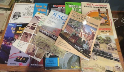 Lot 14 Vintage Railroad Books/Magazines. Lionel, Model Railroader,  Tarjany, etc - Image 1 of 4