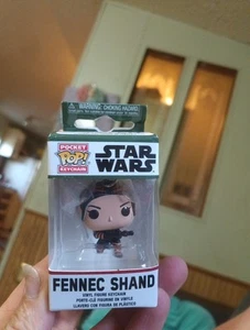 Funko Pop Keychain: The Book of Boba Fett - Fennec Shand - Picture 1 of 2