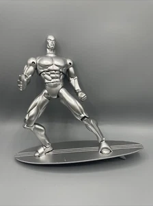 Figura de acción posable Silver Surfer 1997 10" de colección con tabla de surf Marvel Hero - Imagen 1 de 5