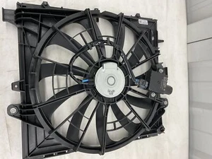 2016-2019 CADILLAC CTS 3.6 COOLING FAN WITH MOTOR NEW GM # 85063502 - Bild 1 von 3