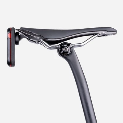 Soporte de sillín Garmin Varia para Shimano PRO Stealth Foto 1 de 2