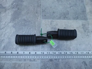 1981 Kawasaki KZ750 LTD K658. rear passenger foot pegs - Picture 1 of 6