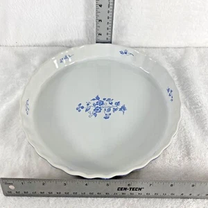 Firkloveren Apilanlehti 9" Quiche/Tart/Pie Plate Classic Jackie Lynd Blue/White - Picture 1 of 6