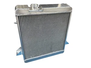 TRIUMPH TR250, TR5 Y EARLYTR6 - RADIADOR DE ALUMINIO MEJORADO - Imagen 1 de 1