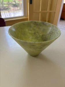 Chinese Vintage Antique Reproduction Jade Bowl - Picture 1 of 3