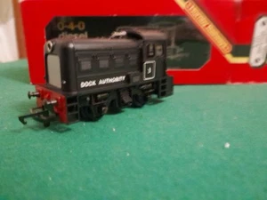 HORNBY OO GAUGE R253 -9301 DOCKYARD DIESEL SHUNTER No 3 0-4-0 VGC - Picture 1 of 8
