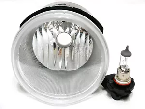 One Fog Light Lamp w/Light Bulb for 2005-2010 300C 2005 2006 300 Srt8 RH=LH - Picture 1 of 2
