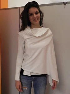 MAGLIA ARMANI COLLEZIONI BIANCO TAGLIA 42 GIACCA SCIALLE COPRISPALLA PULLOVER - Foto 1 di 12