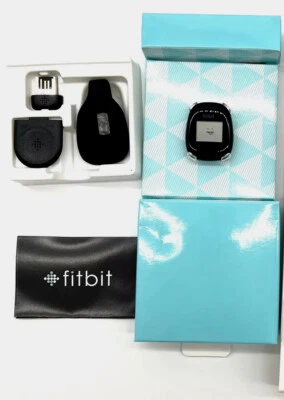 NEW Fitbit Zip Wireless Activity Tracker Blue/ Black /Red/ Green/White US - Image 1 of 4