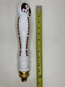 Brooklyn Brewery Brown Ale Bier Zapfhahn Griff Männerhöhle Keramik Sammlerstück - Bild 1 von 2