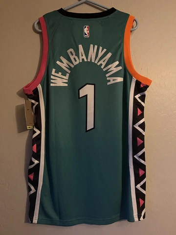 Victor Wembanyama #1 Green Fiesta San Antonio Spurs City Jersey Size Large New Cover
