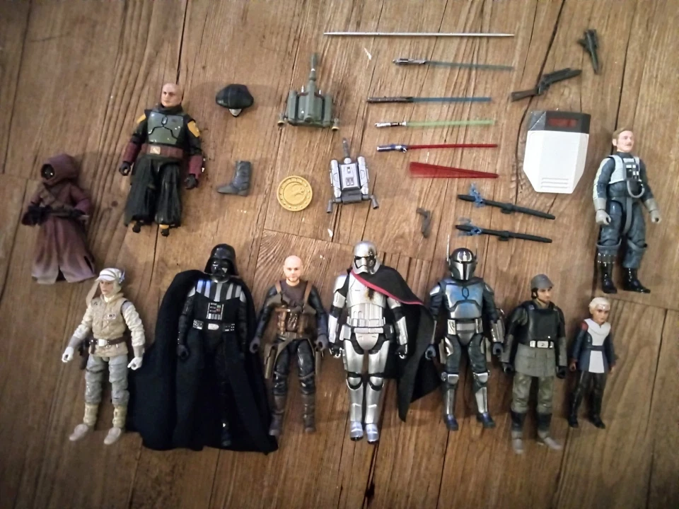 Lote Star Wars Black Series Hoth Luke Archive, Kenobi Darth Vader, Phasma e muito mais! - Imagem 1 de 1