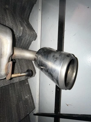 2022-2025 Toyota Gr86 Rear Exhaust Muffler Pipe Su003-11046 OEM - Image 1 of 4