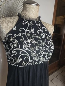 gb girls dress Nwt Size 10 Black Floral Embroidery - Picture 1 of 20