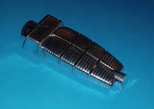 (1) SCORPONOK CHROME LEG GUARD SHIELD VINTAGE G1 TRANSFORMERS ACTION FIGURE 1987 - Picture 1 of 5