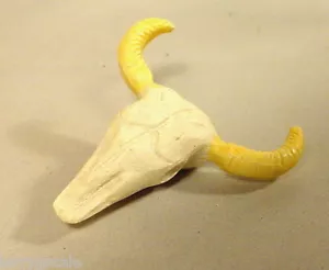 Steer Skull w Horns Miniature 1/24 Scale 1/18 Scale Diorama Accessory Item - Picture 1 of 1