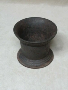 Antique Cast Iron Mortar 5"x 4 1/4" No Pestle Nice early piece w/ Gate Mark - Picture 1 of 11
