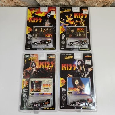 Johnny Lightning KISS Racing Dreams Gene, Peter, Paul, Ace Car con tarjetas Lote de 4 Foto 1 de 4
