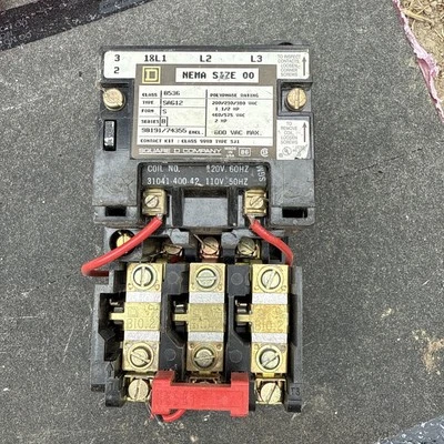 SQUARE D 8536SCO3V02H30S. NEMA 1 Starter W/motor logic Overload - Image 1 of 4