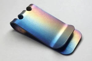 TITAN Geldclip eloxierter Regenbogen. Silber Edelstahl Bräutigam Geschenk schmal - Bild 1 von 2