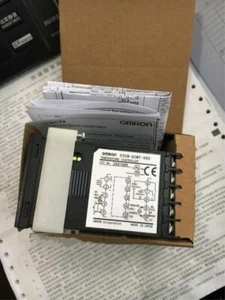 1Pcs New E5CN-Q2MT-500 E5CNQ2MT500 Temperature Controller AC100~240V - Picture 1 of 3