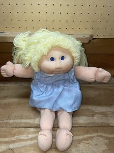 15 Years Cabbage Patch Kids Doll W/ Blonde Yellow Hair, Blue Eyes & Pigtails! - Picture 1 of 10