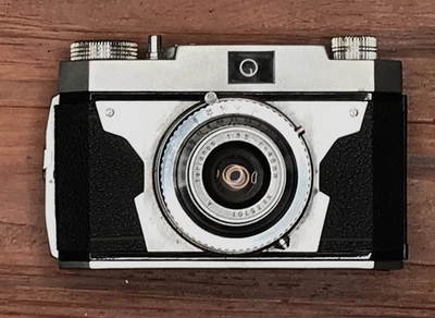 Cámara vintage modelo "A" Kalimar de T.K.C. Foto 1 de 4