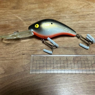 Señuelo Old Man's Deep Hog, usado, dorado, bajo/norimatsu/lubina, buen estado Foto 1 de 4