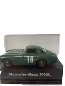 Cararama 1:72 Mercedes-Benz 300SL Dark Green #18 In Excellent Condition - Picture 1 of 8